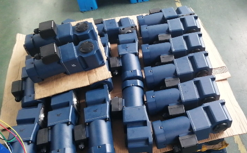 双十一特惠!苏州迈传90W微型直角减速电机库存供应