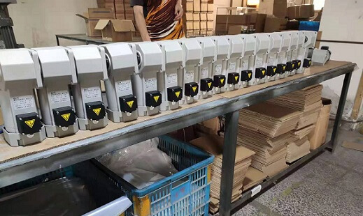 通知!士元直角减速电机迷你版新鲜出炉 厂家直发