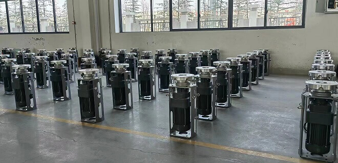GV35-1500-29.3-S立式马达减速机 士元厂家批量出货